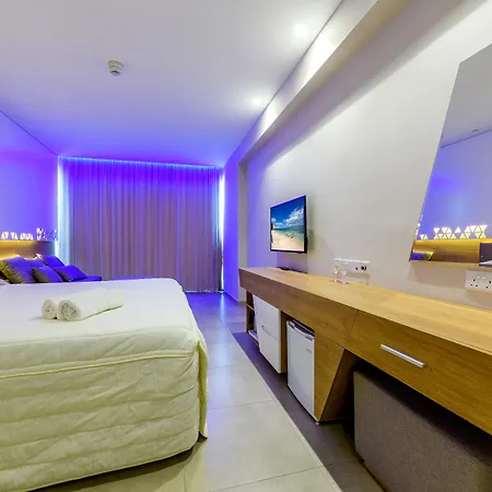 Seasons (adults Only) 4*