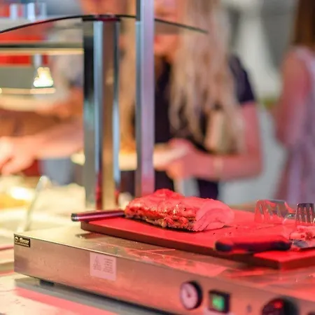 Hotel Seasons (adults Only)