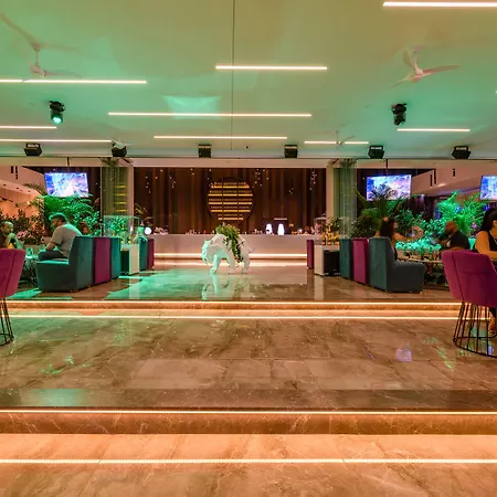 Seasons (adults Only) 4*