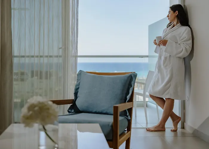 Hotel Seasons (adults Only)