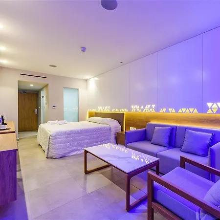 Seasons (adults Only) Hotel