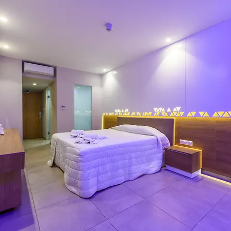 Seasons (adults Only) Hotel 4*