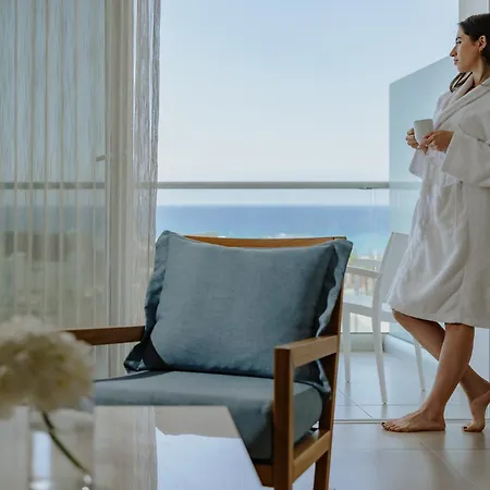 Hotel Seasons (adults Only)