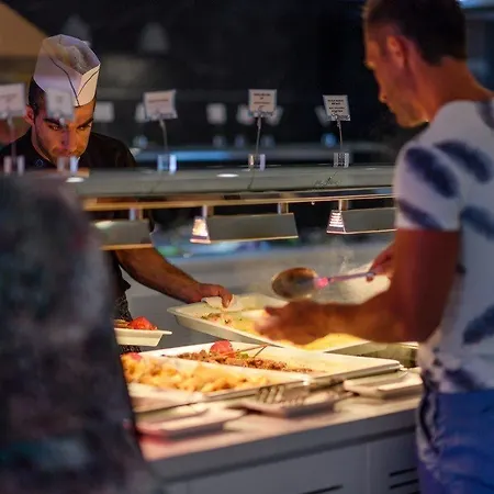 Seasons (adults Only) 4* 圣纳帕