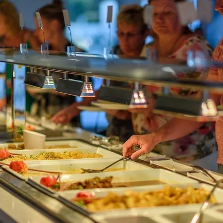 Seasons (adults Only) 酒店