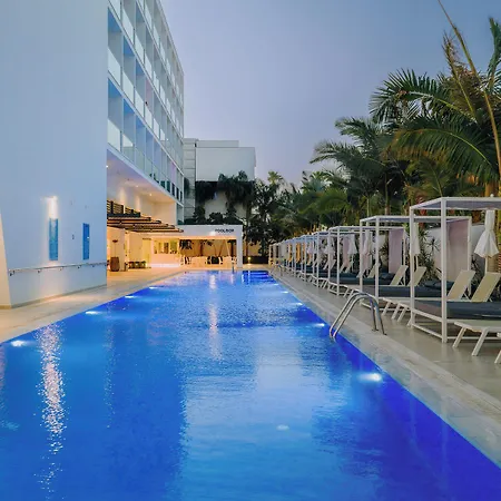Hotel Seasons (adults Only) 4*