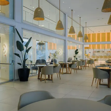 Seasons (adults Only) Hotel