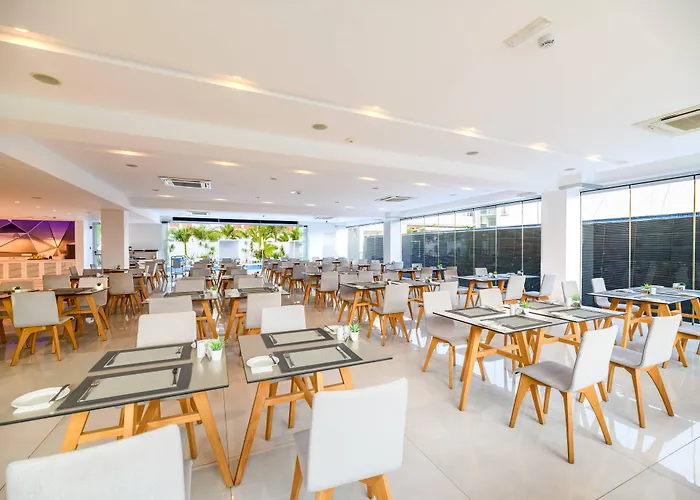 Hotell Seasons (adults Only)