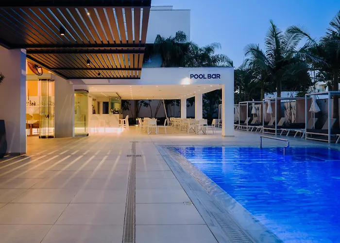 Seasons (adults Only) 4*