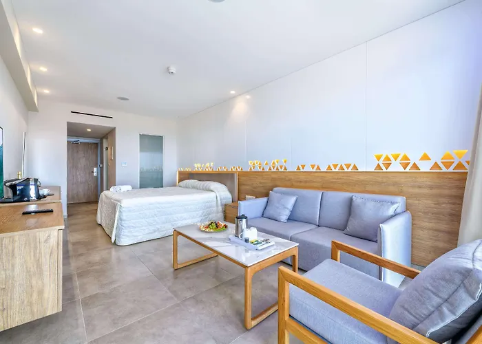 Seasons (adults Only) 4*