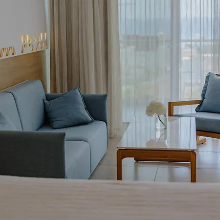 Hotel Seasons (adults Only) 4*