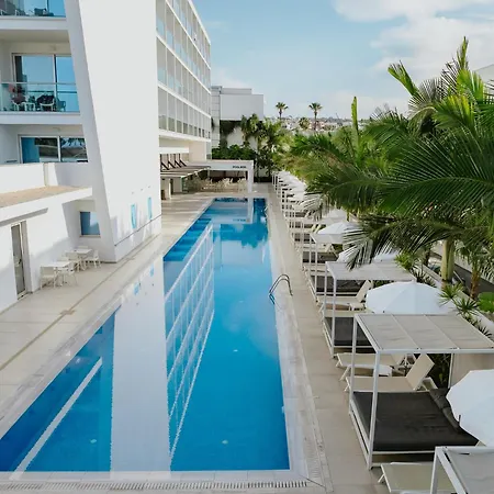 Seasons (adults Only) Hotel