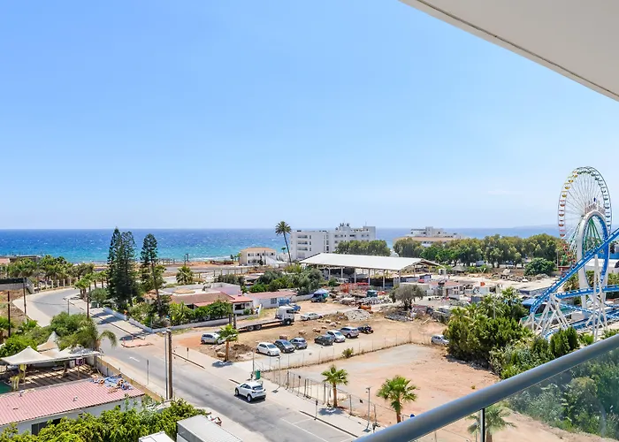 Seasons (adults Only) Hotel 4*